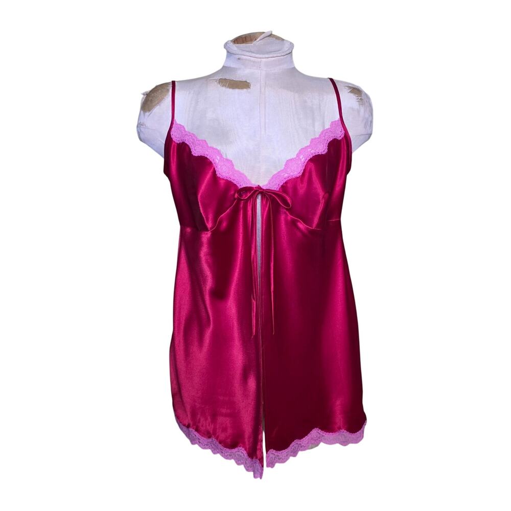 Victoria's Secret satin chemise with lace trim Size‎ L Red